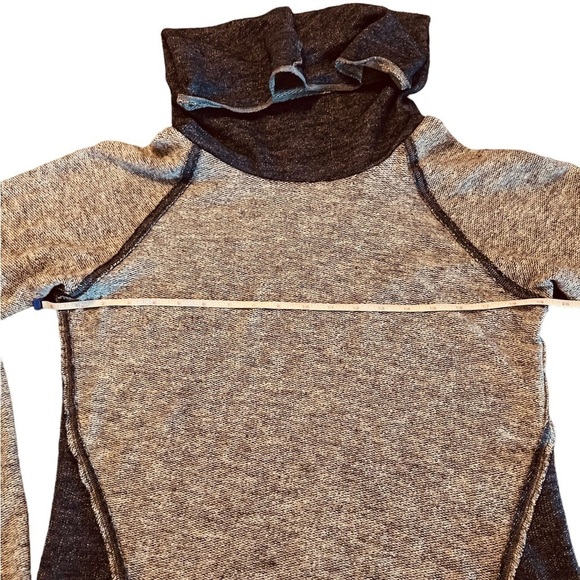 KUHL WOMENS PULLOVER NOVA COWL NECK BLUE SWEATER SIZE LARGE - Picture 9 of 10